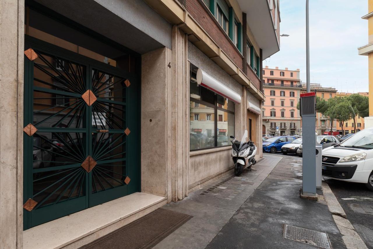 Piazza Re Di Roma Comfy Apartment エクステリア 写真