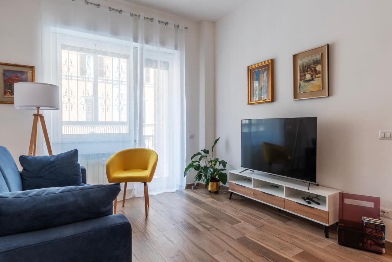 Piazza Re Di Roma Comfy Apartment エクステリア 写真