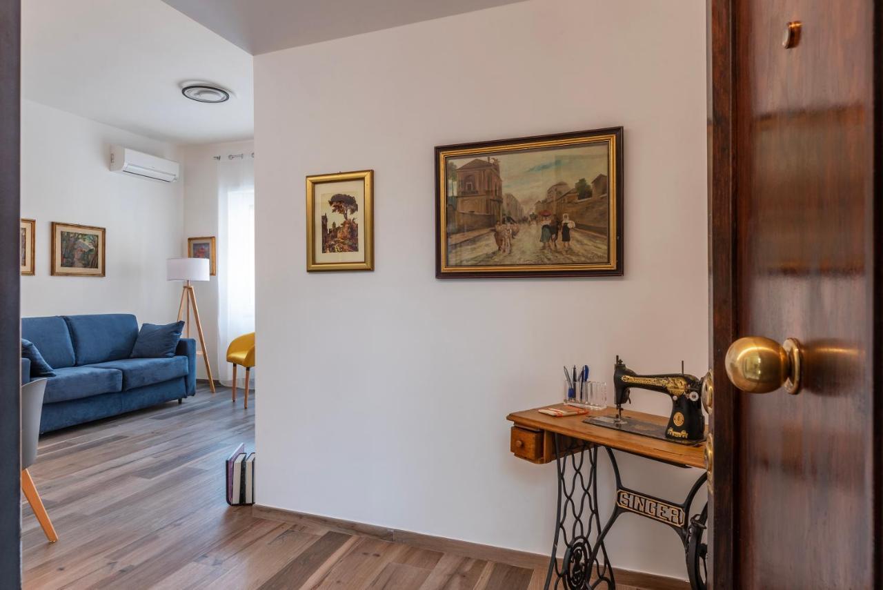 Piazza Re Di Roma Comfy Apartment エクステリア 写真